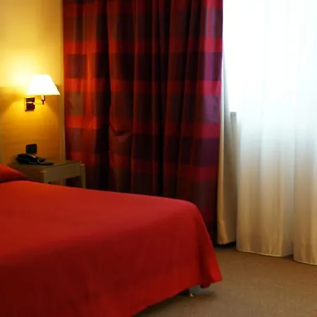 Garden Hotel 3*